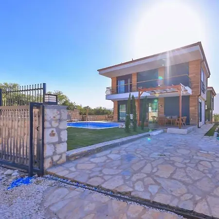 Ilyada - Private For 8 Guests - Villa